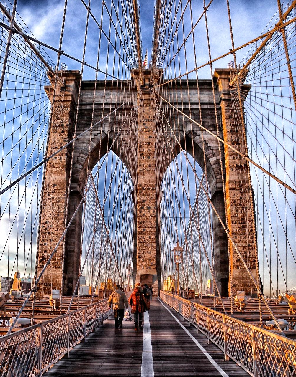 Travel budgeting with a map and calculator